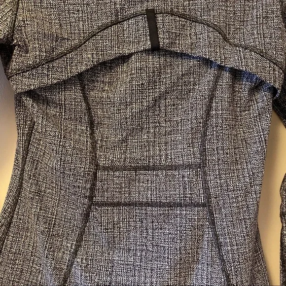 Lululemon Define Jacket in Black & White Herringbone Print Sz 6 - Picture 12 of 15